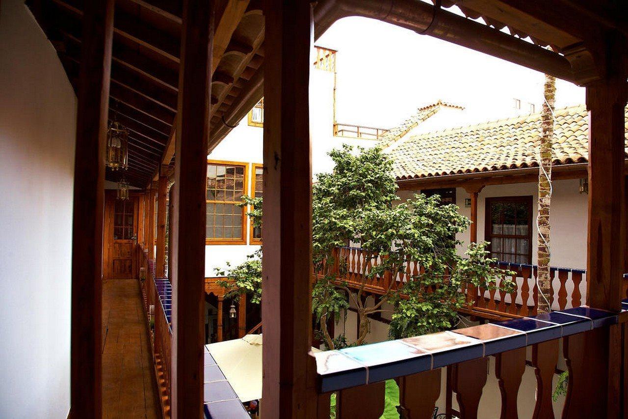 Hotel Emblematico San Agustin อิคอดเดลอสวินอส ภายนอก รูปภาพ
