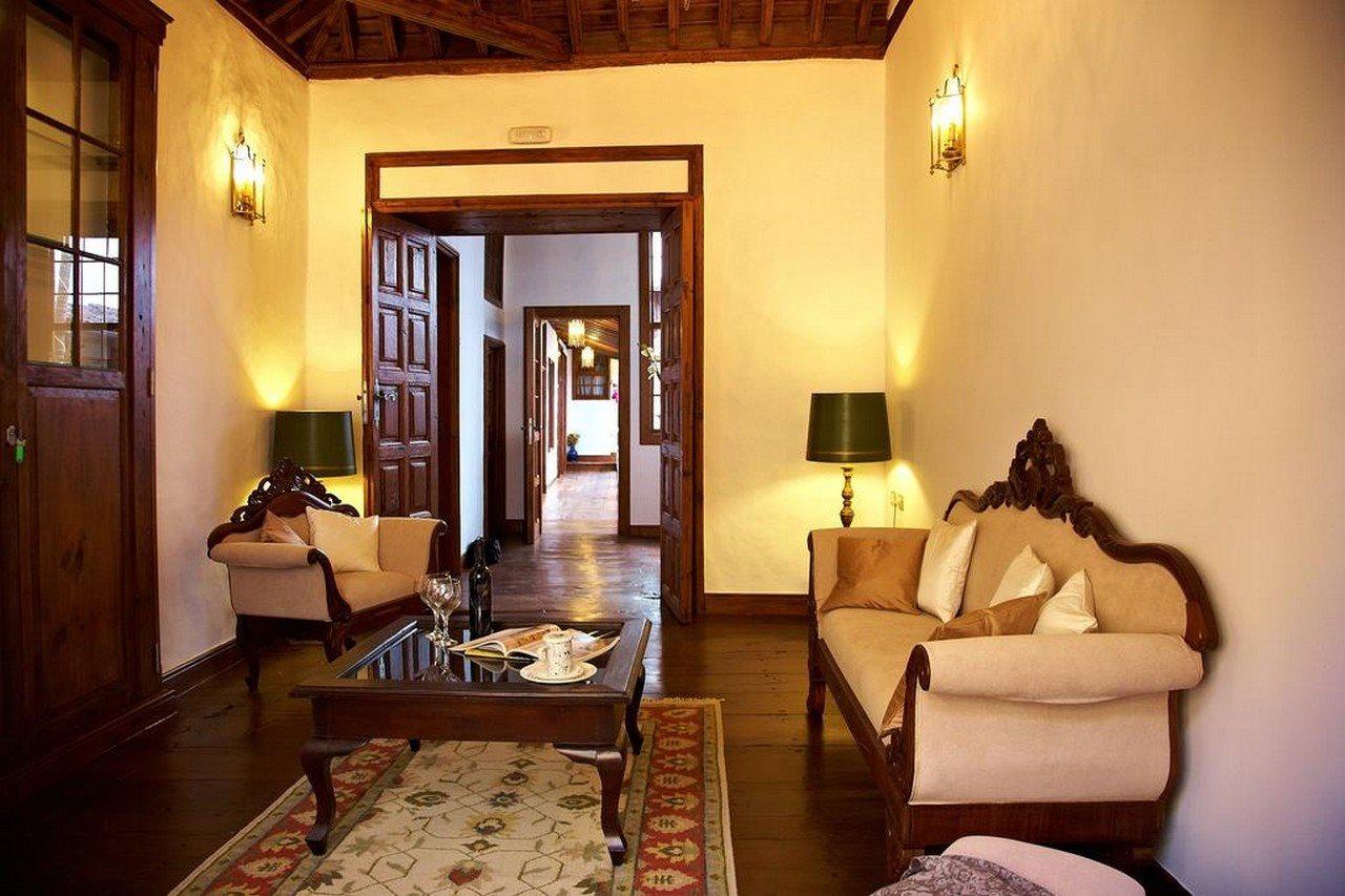 Hotel Emblematico San Agustin อิคอดเดลอสวินอส ภายนอก รูปภาพ